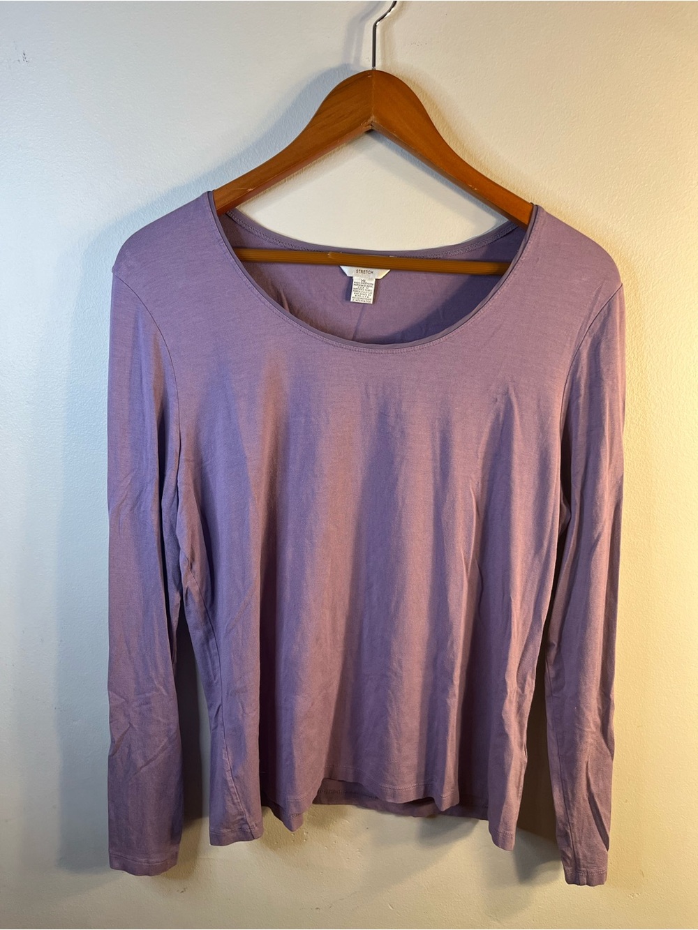 Casual Corner Lavender Scoop Neck Long Sleeve Tee